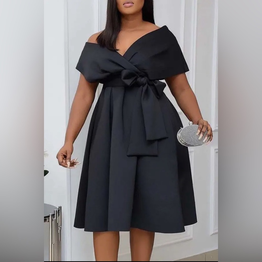 Women’s Black V-Neck Pleated Waist Strap Sexy Dress Church Attire